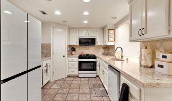 14185 Cuyamaca Rd, Apple Valley, CA 92307