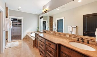 2885 NW Perlette Ln, Bend, OR 97703