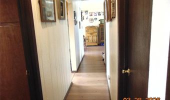 8711 7 Hills Dr, Alton, IL 62002