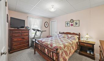 15 Summit Ave, Adams, MA 01220