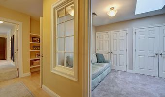 100 Shepards Cove Rd H301, Kittery, ME 03904