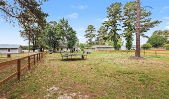 1960 Ava Rd, Autryville, NC 28318