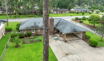 2704 PINE MANOR Ln, Albany, GA 31707