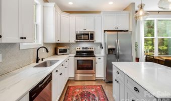 76 Louisiana Ave, Asheville, NC 28806
