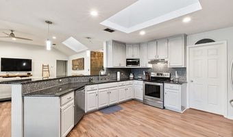 1843 Burr Oak, Adkins, TX 78101