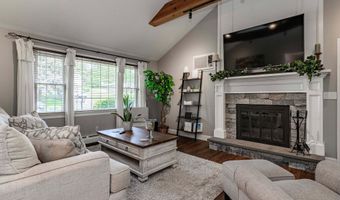 320 Spruce St, Cheshire, CT 06410