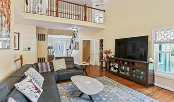 17400 AVENLEIGH Dr, Ashton, MD 20861