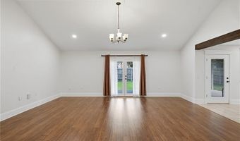 402 AVENUE A, Belle Chasse, LA 70037