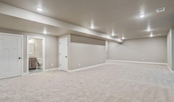 1862 GOLDEN LARK Trl, Cheyenne, WY 82009