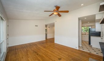 119 Smith Dr, Ballwin, MO 63011
