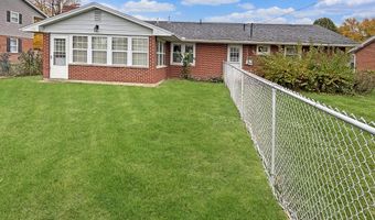 3 Greenmoor Dr, Arcanum, OH 45304