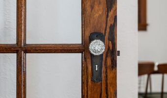 1613 N DIVISION St, Appleton, WI 54911