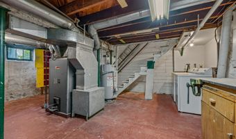 16 Bethel St, Bristol, CT 06010