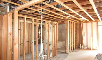 1608 W Sears Ave, Artesia, NM 88210