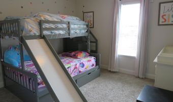 222 Vanderbuilt Ct, Aberdeen, NC 28315