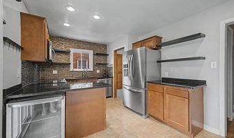 9952 Park Ave, Allen Park, MI 48101