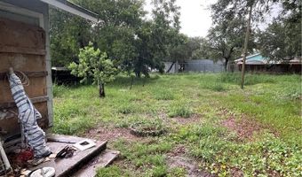 249 N 10th St, Aransas Pass, TX 78336