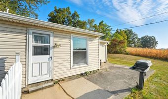 902 Mechanic St, Angola, IN 46703