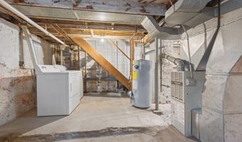 16 Bethel St, Bristol, CT 06010