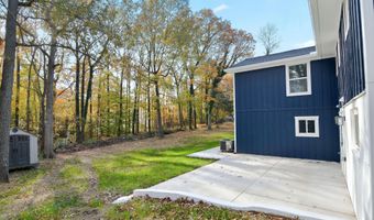 2016 SPRING GROVE Dr, Accokeek, MD 20607