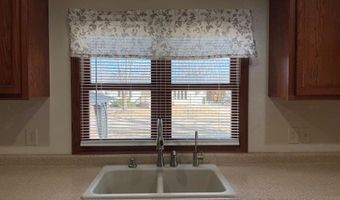 201 S 2nd Ave, Anthon, IA 51004