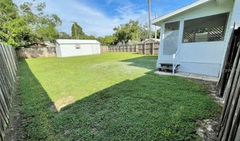 402 PINE St, Auburndale, FL 33823