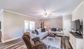 619 Crestman Dr, Arab, AL 35016