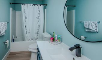 3244 Dunwoodie Rd, Ann Arbor, MI 48105