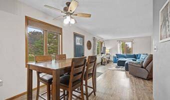 405 W GREENFIELD Ave, Algoma, WI 54201