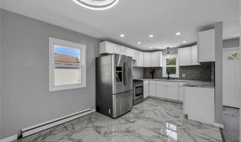 256 High Grove Blvd, Akron, OH 44312