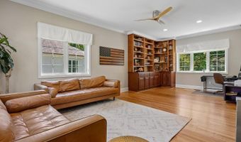 3536 N DICKERSON St, Arlington, VA 22207