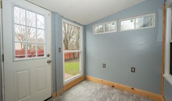 29 York St, Angola, NY 14006