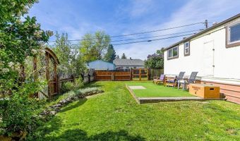 205 N C St, Albion, WA 99125