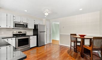 218 Brimbal Ave, Beverly, MA 01915