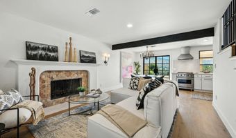 30670 Passageway Pl, Agoura Hills, CA 91301