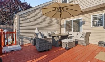 25 Livingston Ave, Avenel, NJ 07001