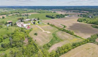 5785 Beechwood Ave, Alliance, OH 44601