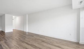 1300 ARMY NAVY Dr 124, Arlington, VA 22202