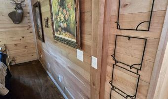 377 Gravy Branch Rd, Artemus, KY 40903