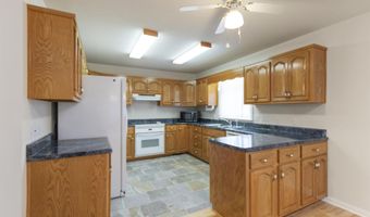 829 10th St NW, Arab, AL 35016