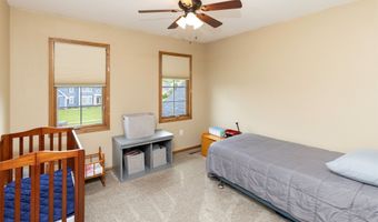 616 3rd Ave NW, Altoona, IA 50009