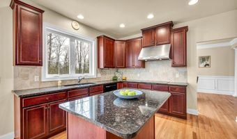 284 Northington Dr, Avon, CT 06001