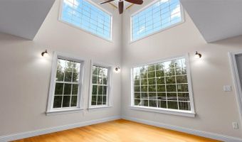 183 Skyline Rd, Bangor, ME 04401