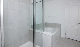 5559 E Spaniel Dr, Ann Arbor, MI 48108