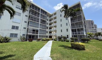 3020 Marcos Dr S-307, Aventura, FL 33160