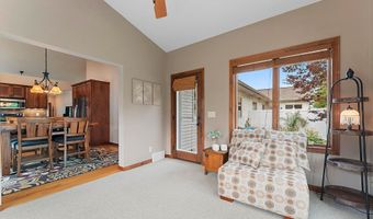 4732 N PROVIDENCE Ave 301, Appleton, WI 54913
