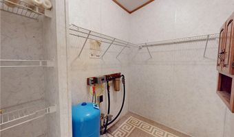 6855 Woodard Rd, Andover, OH 44003