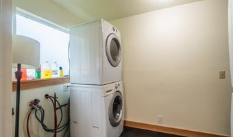 87326 MCTIMMONS Ln, Bandon, OR 97411