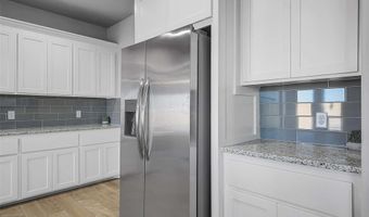 2121 Longhorn Trl, Altus, OK 73521