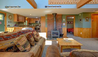 38 Iron Ledge Rd, Bartlett, NH 03812